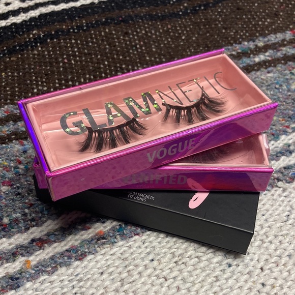 GlAMNETIC LASHES - Picture 4 of 4
